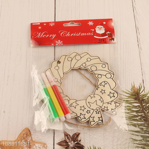 Hot Selling DIY Coloring Christmas Wooden Wreath Pendant Hanging Ornament