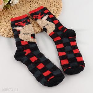 Wholesale Winter Fuzzy Crew Socks Indoor Slipper Socks for Women