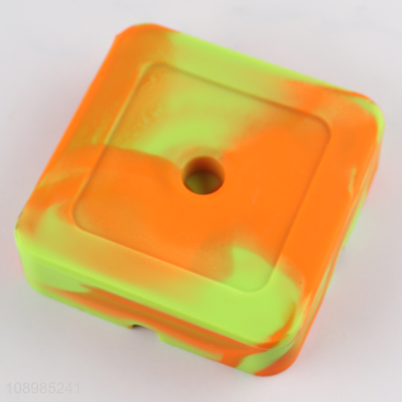 Top quality square heat-resistant silicone ashtray for sale