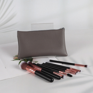 Hot Sale 8 Pieces Professional Travel Makeup Brush Set with Storage Pouch