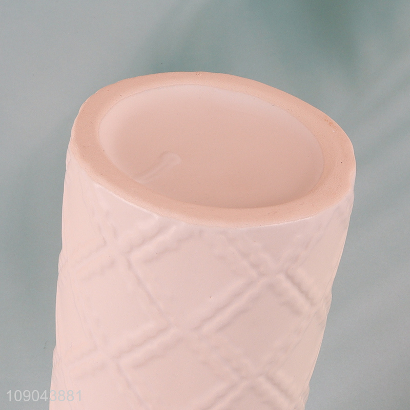 New Product Embossed Ceramic Mouthwash Cup Toothbrush Holder Bathroom Cup