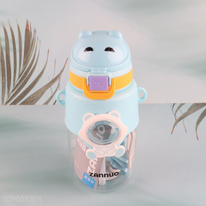 Custom Logo 680ML Cartoon Water Bottle with Shoulder Strap for Kids Toddlers