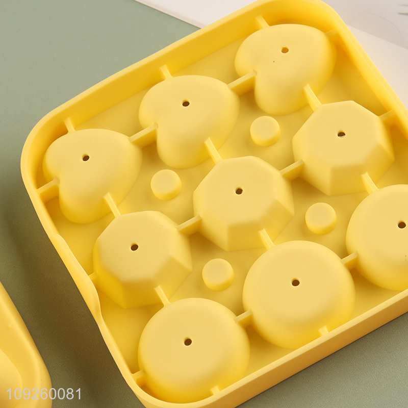 Popular Product 3D Silicone Ice Cube Tray Ice Cube Molds with Lid