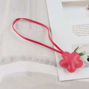 Factory Supply Flower Keychain Pendant PU Leather Bag Charm for Handbag Backpack Purse