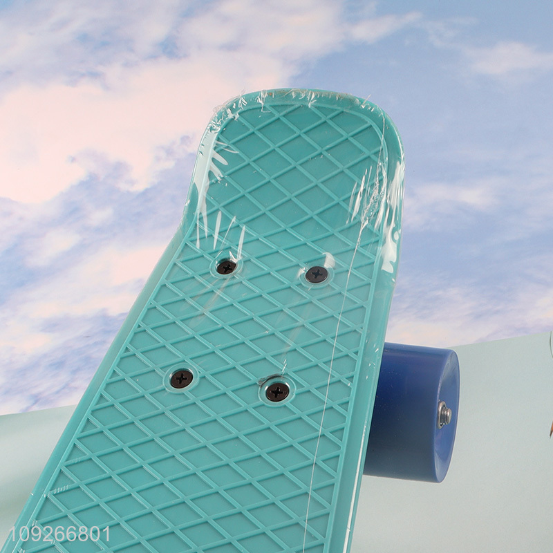 China Factory Light Weight Skateboard Youngster Skateboard Plastic PP Deck Skateboard