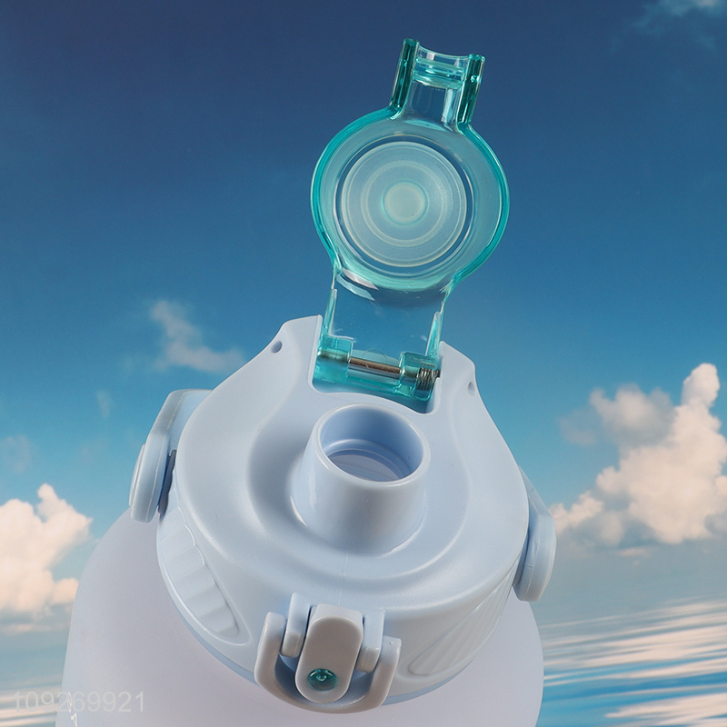 Hot Selling 1500 2000ML Plastic Water Bottle Large Capacity Plastic Water Bottle