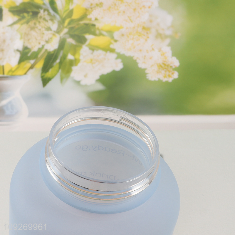 China Imports 1500 2000ML Plastic Water Bottle Portable Leak Proof Water Bottle