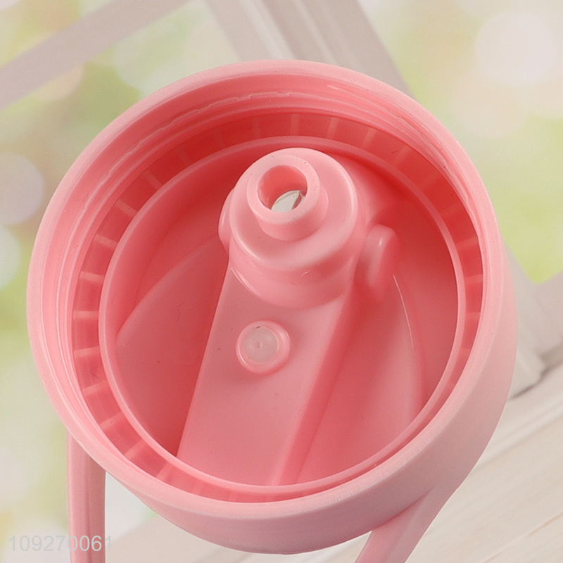 Good Quality Portable Plastic Water Bottle Cute Water Bottle with Flip Straw