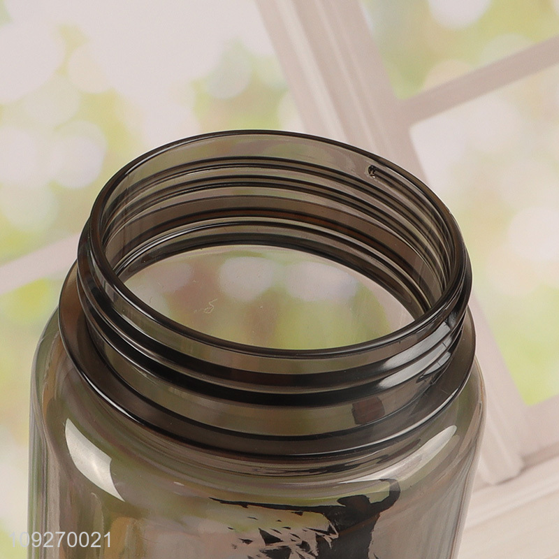 Factory Supply Portable Plastic Water Bottle BPA Free Water Bottle with Handle