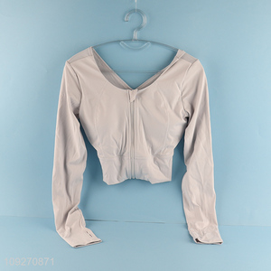 Hot Products Adjustable Front Zipper Built-In Chest Pad Sport Top