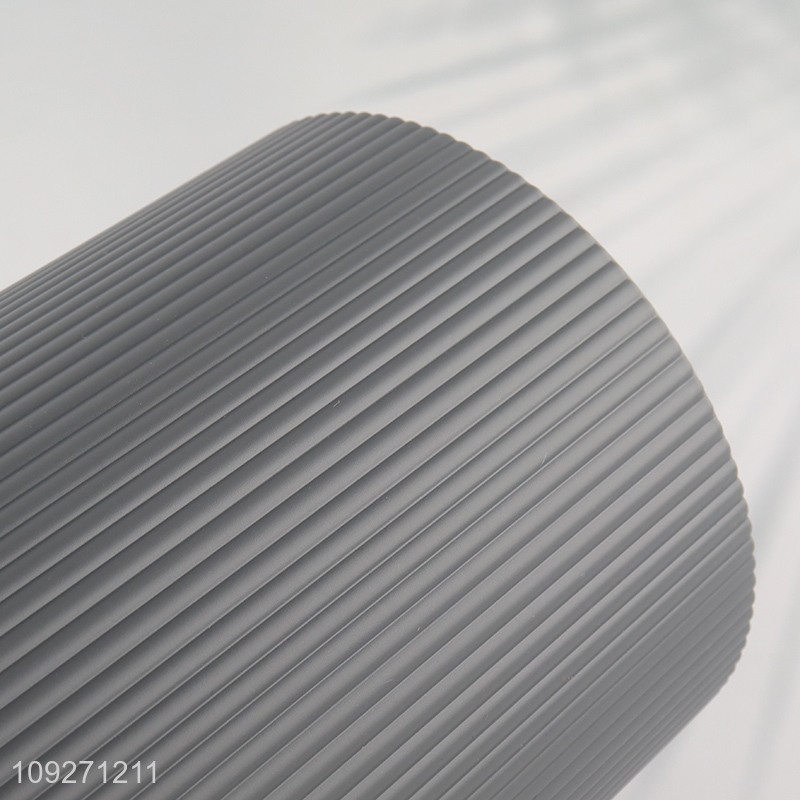 Factory price home office round plastic waste bin with bamboo lid