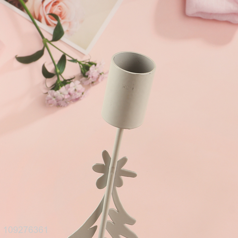 Factory price christmas tree shape metal candle holder