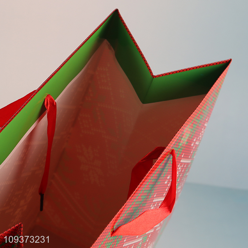 Hot selling gifts packaging bag paper bag for Christmas