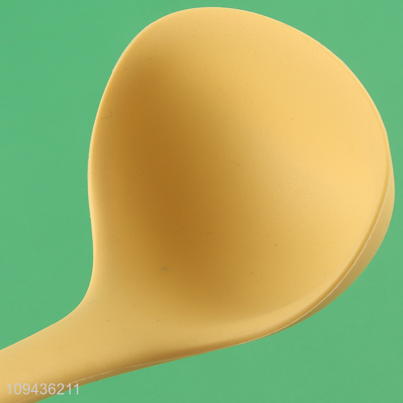 Popular products silicone kitchen utensil soup ladle